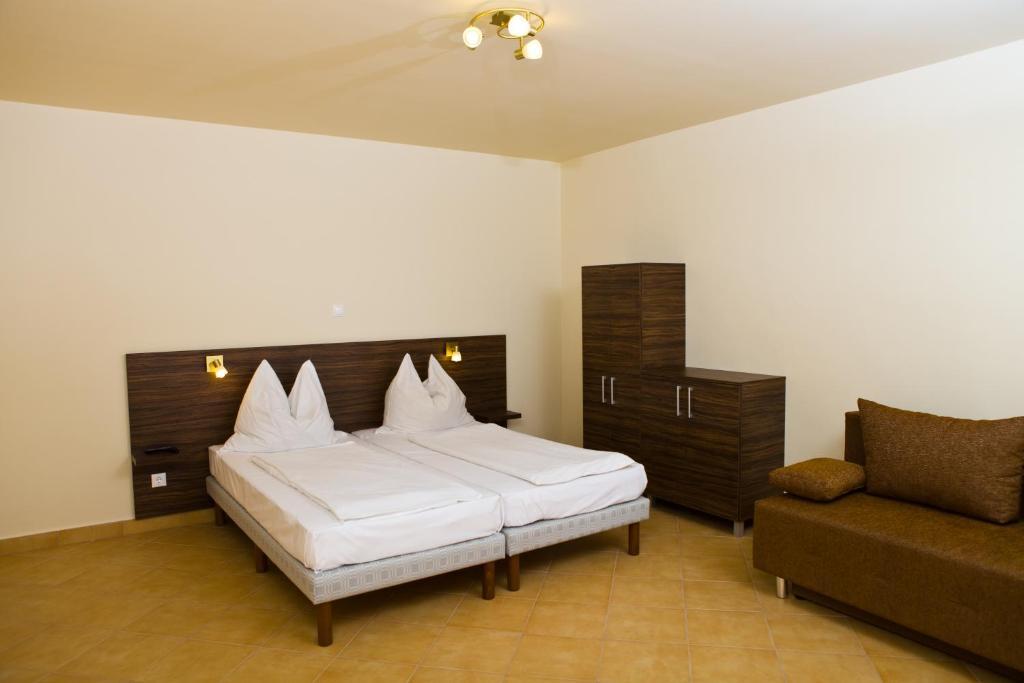 Balaton Eldorado Camping Hotel Badacsonytordemic Room photo
